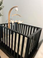 Baby box zwart merk TWF, Kinderen en Baby's, Boxen, Ophalen of Verzenden, Gebruikt, In hoogte verstelbaar