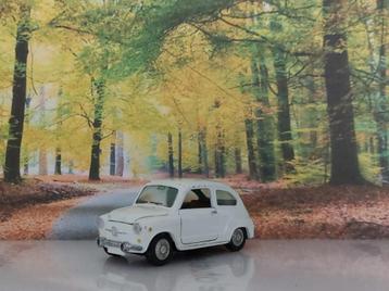 1:43 Seat 600 ; 2-door fastback 1957; Auto Pilen # 355 beschikbaar voor biedingen