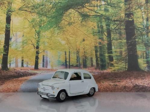 1:43 Seat 600 ; 2-door fastback 1957; Auto Pilen # 355, Hobby en Vrije tijd, Modelauto's | 1:43, Gebruikt, Auto, Overige merken