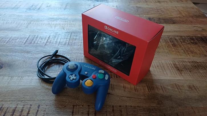 Nintendo gamecube controller voor nintendo switch 2, Spelcomputers en Games, Spelcomputers | Nintendo Switch, Zo goed als nieuw