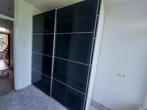 Witte ikea kast met schuifdeuren, Huis en Inrichting, Kasten | Kledingkasten, Ophalen, Gebruikt, 200 cm of meer, 200 cm of meer
