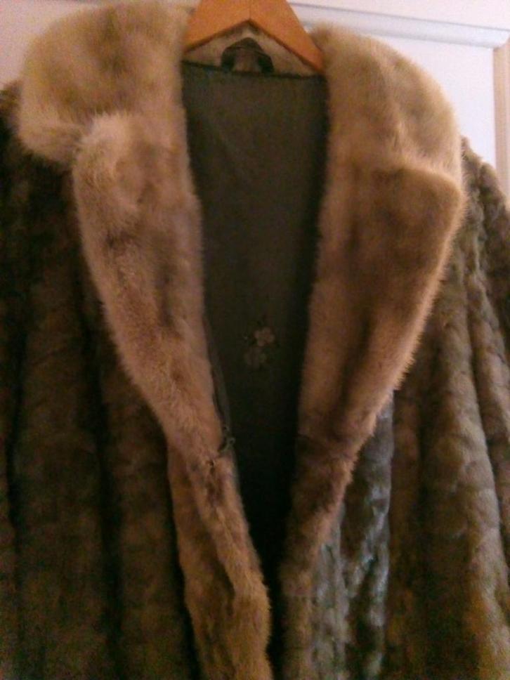 Vintage! Prachtige echte nerts bontjas maat 44, Kleding | Dames, Jassen | Winter, Zo goed als nieuw, Maat 42/44 (L), Beige, Ophalen