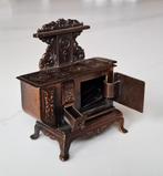 Vintage Poppenhuis Fornuis met Oven, Verzamelen, Poppenhuizen en Toebehoren, Ophalen of Verzenden, Zo goed als nieuw, Poppenhuis