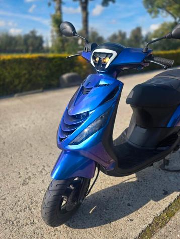 Piaggio zip sp e4 2022 beschikbaar voor biedingen