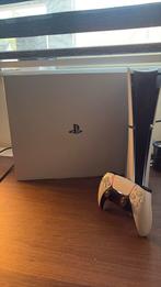 Playstation 5 slim + controller, Spelcomputers en Games, Spelcomputers | Sony PlayStation 4, Met games, Ophalen of Verzenden, Zo goed als nieuw