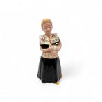 Bols fles, vrouw in klederdracht, Gebruikt, Gebruiksvoorwerp, Bols, Bols