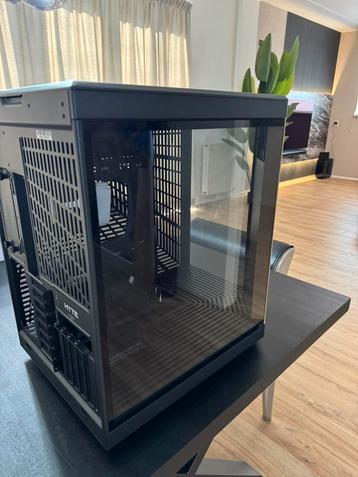 Hyte Y70 Touch Infinite Pitch Black (NIEUW!) beschikbaar voor biedingen