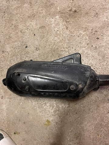 Gilera runner uitlaat 125cc/180cc (onderdelen) beschikbaar voor biedingen