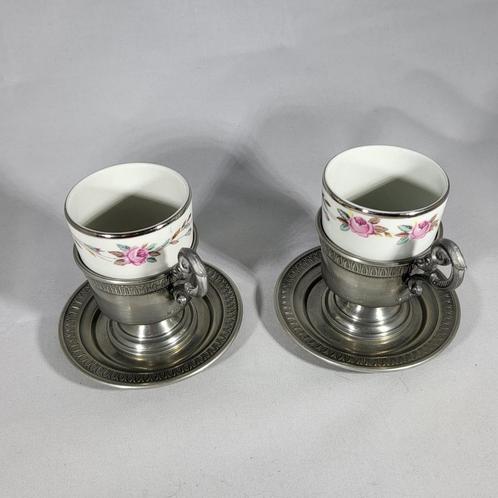 Vintage porseleinen espressokopjes met tinnen houder – set v, Antiek en Kunst, Antiek | Tin, Ophalen of Verzenden