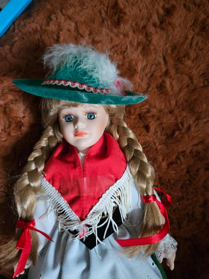 Vintage Duitse Klederdracht Pop, Antiek en Kunst, Antiek | Speelgoed, Ophalen of Verzenden