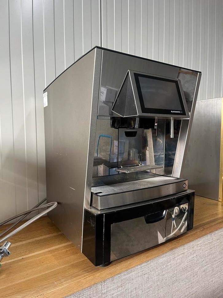 Thermoplan Black & White - One, Witgoed en Apparatuur, Koffiezetapparaten, Gebruikt, Koffiebonen, Koffiemachine, 10 kopjes of meer