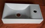 Witte fontein keramisch 40x22cm kraan rechts, Ophalen, Nieuw, Steen, Toilet