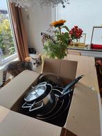 Set potten en pannen waaronder le Creuset, Huis en Inrichting, Keuken | Potten en Pannen, Ophalen, Gebruikt, Gietijzer, Pannenset