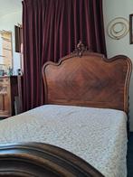 Houten bed in goede staat., Antiek en Kunst, Antiek | Meubels | Bedden, Ophalen