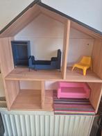 Leuk houten poppenhuis met meubels, Ophalen, Gebruikt, Poppenhuis