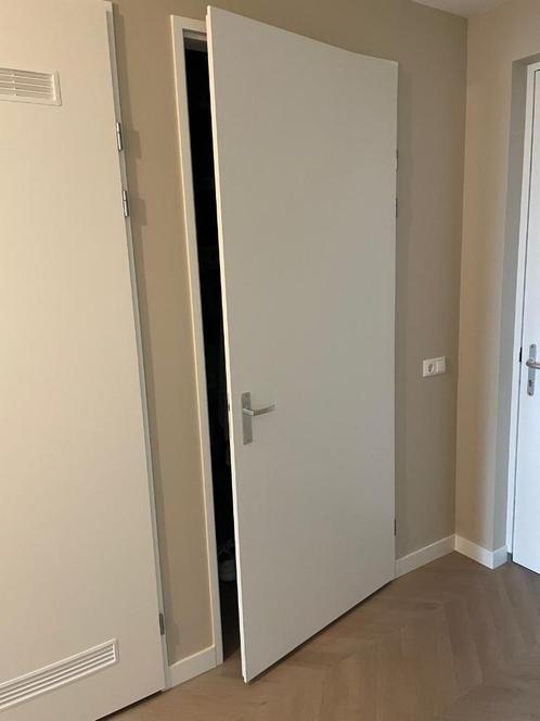 Binnendeur opdek wit gelakt rechts 93x231,5 cm, Doe-het-zelf en Verbouw, Deuren en Horren, Gebruikt, Binnendeur, 215 cm of meer
