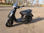 Piaggio Zip 50 cc 4T – 2017 – Full option – Black on Black, Fietsen en Brommers, Scooters | Piaggio, Ophalen, Zo goed als nieuw