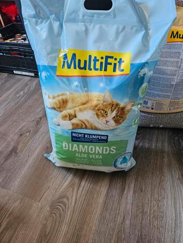 Kattenbak korrels diamonds aloë vera. beschikbaar voor biedingen