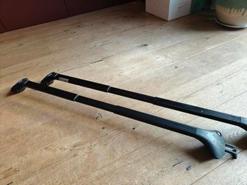 Dakdragers Modula Ovalbar gesloten rails beschikbaar voor biedingen