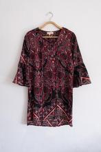 Rood Zwarte Paisley Print Jurk Love & Other Things Maat XS, Love & Other Things, Ophalen of Verzenden, Zo goed als nieuw, Maat 34 (XS) of kleiner