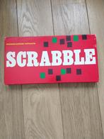 Scrable gezelschapspel, Hobby en Vrije tijd, Gezelschapsspellen | Bordspellen, Drie of vier spelers, Ophalen of Verzenden, Zo goed als nieuw