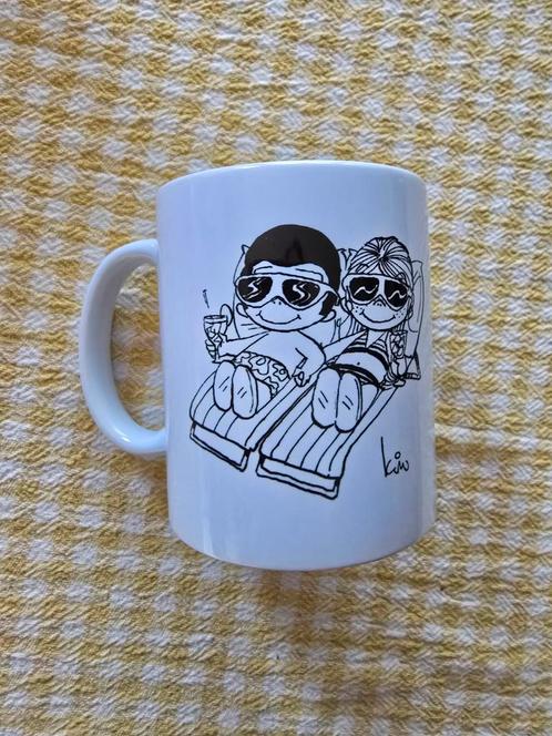 *NIEUW* LIEFDE IS SAMEN CHILLEN MOK - 10,- EUR = VASTE PRIJS, Antiek en Kunst, Antiek | Servies los, Ophalen of Verzenden