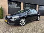 Volvo V40 1.6 T2 Momentum, Auto's, Voorwielaandrijving, Gebruikt, Zwart, 4 cilinders