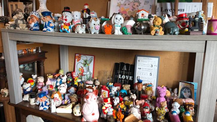 Grote verzameling spaarpotten (ca. 300 stuks), Antiek en Kunst, Curiosa en Brocante, Ophalen of Verzenden