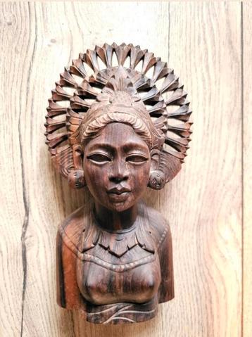 Handgesneden houten Buste – Indonesië – min. 40 jaar oud beschikbaar voor biedingen