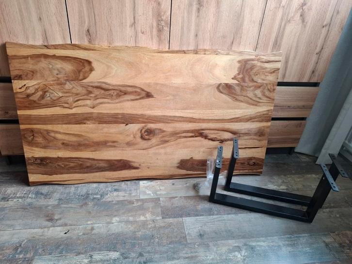 xooon salontafel. Indische teak, Huis en Inrichting, Tafels | Salontafels, Gebruikt, Minder dan 50 cm, 50 tot 100 cm, 100 tot 150 cm