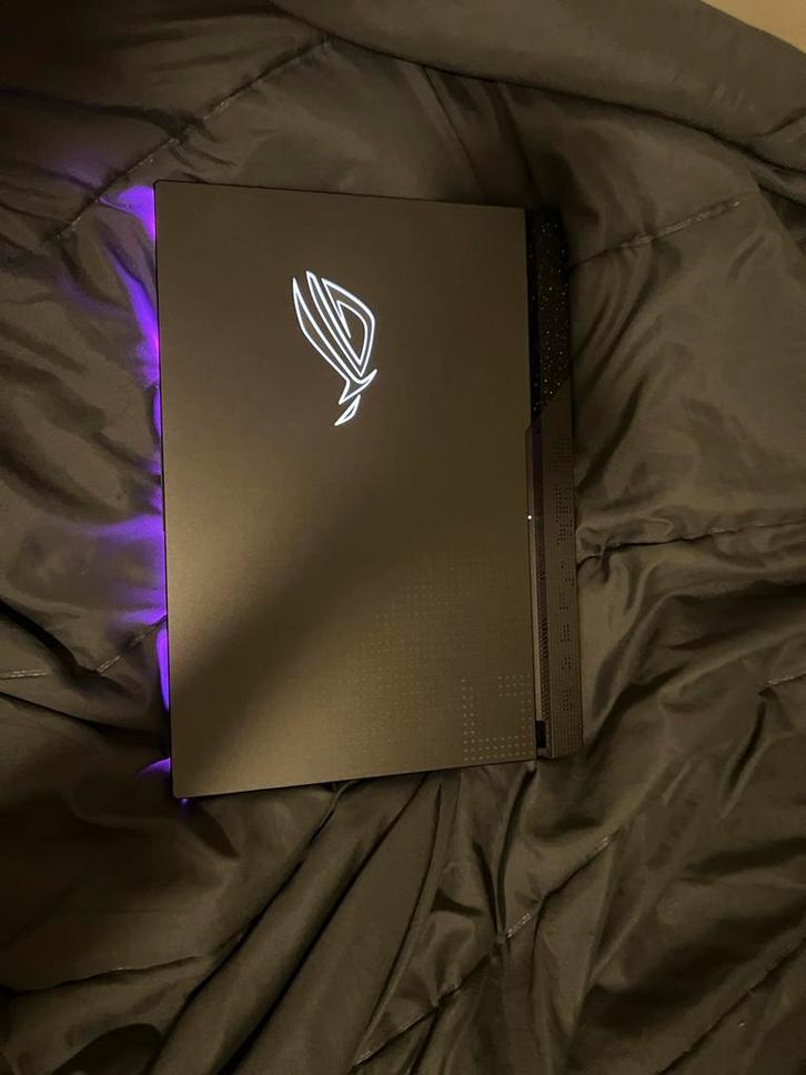 ROG Strix G513RM - Ryzen 7, RTX 3060, 32GB, 1TB, Computers en Software, Windows Laptops, Zo goed als nieuw, 15 inch, SSD, 3 tot 4 Ghz