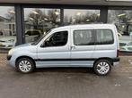 Peugeot Partner mpv 1.6-16V Partner Benzine Airco + Nieuwe A, Auto's, Peugeot, Gebruikt, 4 cilinders, 1226 kg, Lichtsensor
