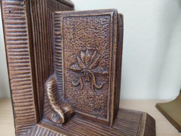 Henzo boekensteunen / Giethars / Hoog 15 cm. / Vintage beschikbaar voor biedingen