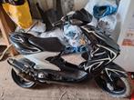 Yamaha aerox 70cc malossi 6t, Fietsen en Brommers, Ophalen, Zo goed als nieuw, Tweetakt, Aerox