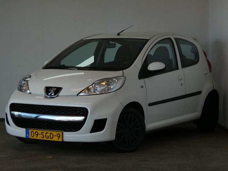 Peugeot 107 1.0-12V XS, Auto's, Peugeot, ABS, Airbags, Elektrische ramen, Startonderbreker, Benzine, Euro 5, A, Hatchback, Handgeschakeld