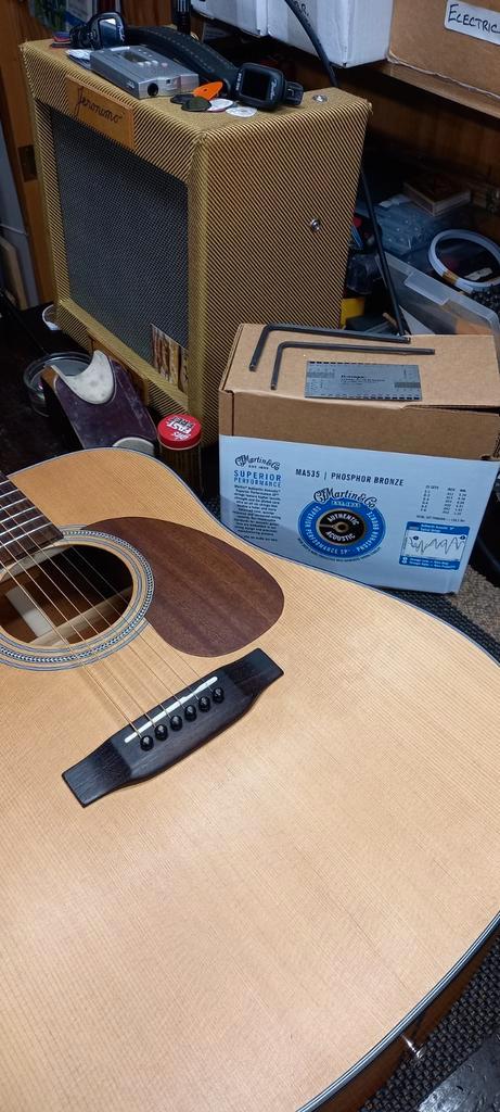 Aanbieding in Hengelo! Top merk Snaren met gitaar APK check., Muziek en Instrumenten, Instrumenten | Toebehoren, Nieuw, Elektrische gitaar