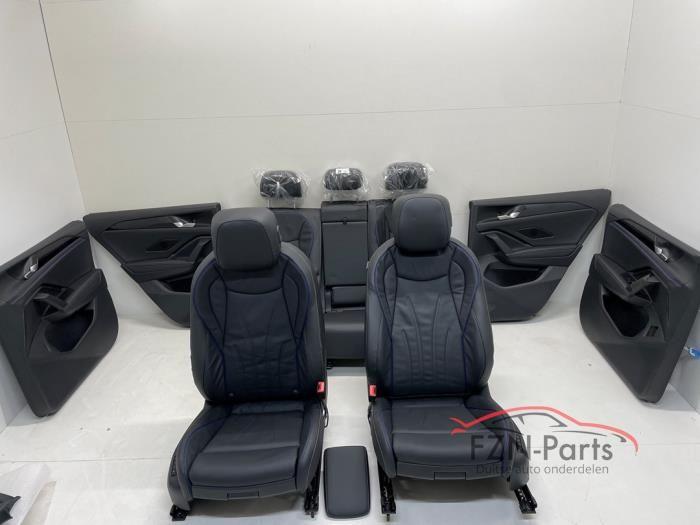 VW Tiguan 571 R-Line Interieur Leer met deurpanelen, Ophalen of Verzenden, Gebruikt