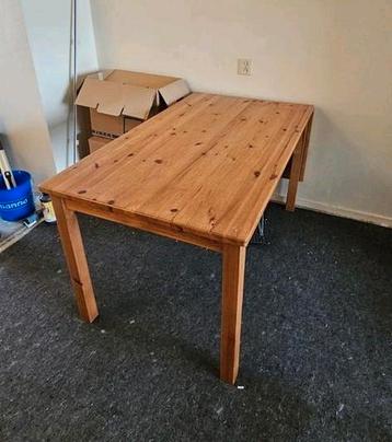Eettafel met verlengstuk