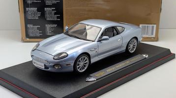 1:18 Maisto Aston Martin DB7 Vantage Solent Silver grijs V12 beschikbaar voor biedingen