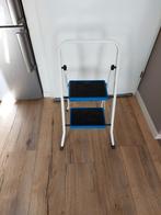Kleine trap - handig voor in huis, Doe-het-zelf en Verbouw, Ladders en Trappen, Ophalen