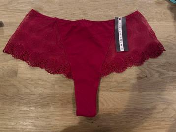 Simone perele string 44 NIEUW!! Nu €7,50 beschikbaar voor biedingen