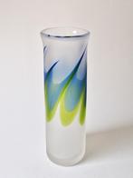 Kosta Boda vaas van Göran Wärff - Gesigneerd, Antiek en Kunst, Antiek | Glas en Kristal, Ophalen of Verzenden