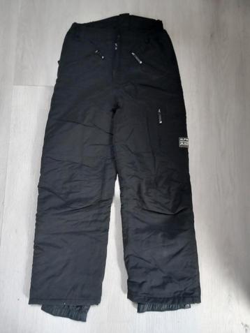 Zwarte Skibroek Maat 158-164 beschikbaar voor biedingen