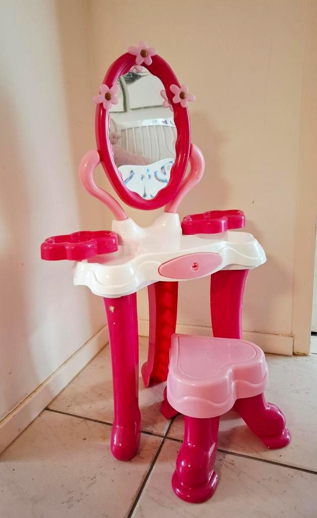 Roze Speelgoed Kaptafel met Krukje, Kinderen en Baby's, Speelgoed | Poppenhuizen, Zo goed als nieuw, Poppenhuis, Ophalen of Verzenden