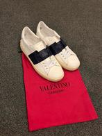 Valentino garavani maat 44, Kleding | Heren, Schoenen, Valentino, Wit, Ophalen of Verzenden, Sneakers of Gympen