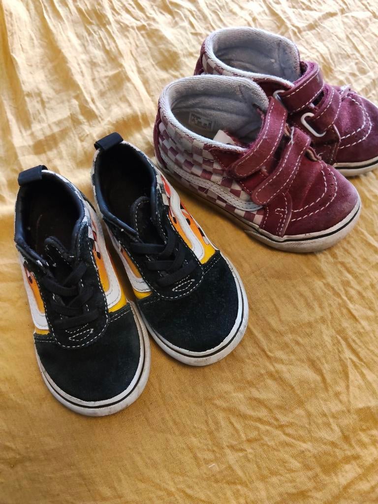 Vans 2 paar 23,5, Ophalen of Verzenden, Gebruikt, Jongetje of Meisje, Schoentjes