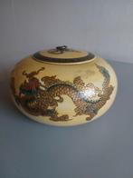 Antique Chinese Round Black Lacquer Box Polychrome Gilt Gold, Antiek en Kunst, Antiek | Keramiek en Aardewerk, Ophalen