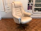 Sake: Vintage draaifauteuil crème leder relax seventies, Huis en Inrichting, Fauteuils, Ophalen, Gebruikt, G, Leer
