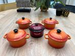 Set van 5 mini stoofpannetjes oranje/rood, Huis en Inrichting, Keuken | Potten en Pannen, Ophalen, Zo goed als nieuw, Gietijzer