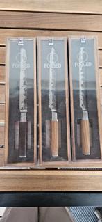 Nieuwe Forged broodmes in doos - Nog 2 olive beschikbaar, Ophalen of Verzenden, Nieuw